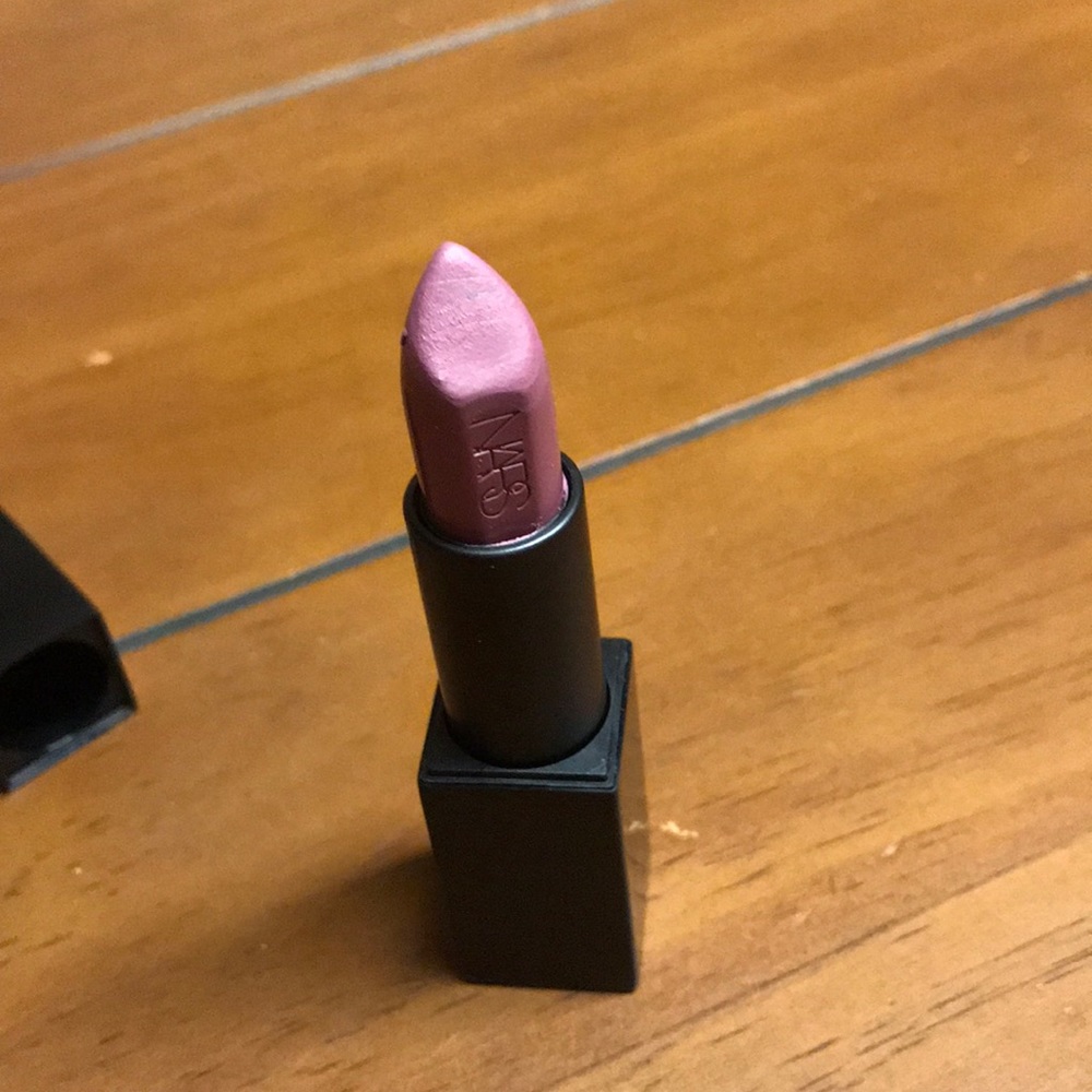 NARS Audacious Lipstick Shade Dominique